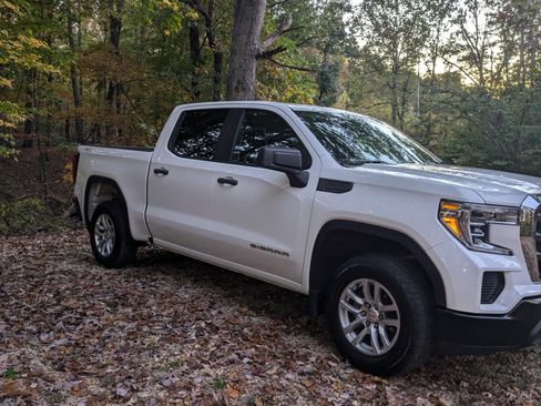 Used 2019 GMC Sierra 1500 4x4 Crew Cab w/ Convenience Package image 9
