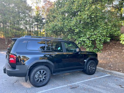 Used 2025 Toyota Land Cruiser image 6