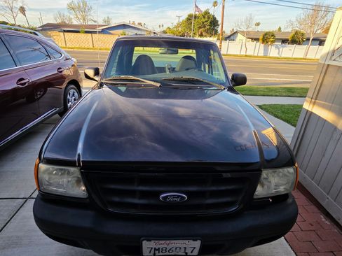 Used 2003 Ford Ranger XLT image 2