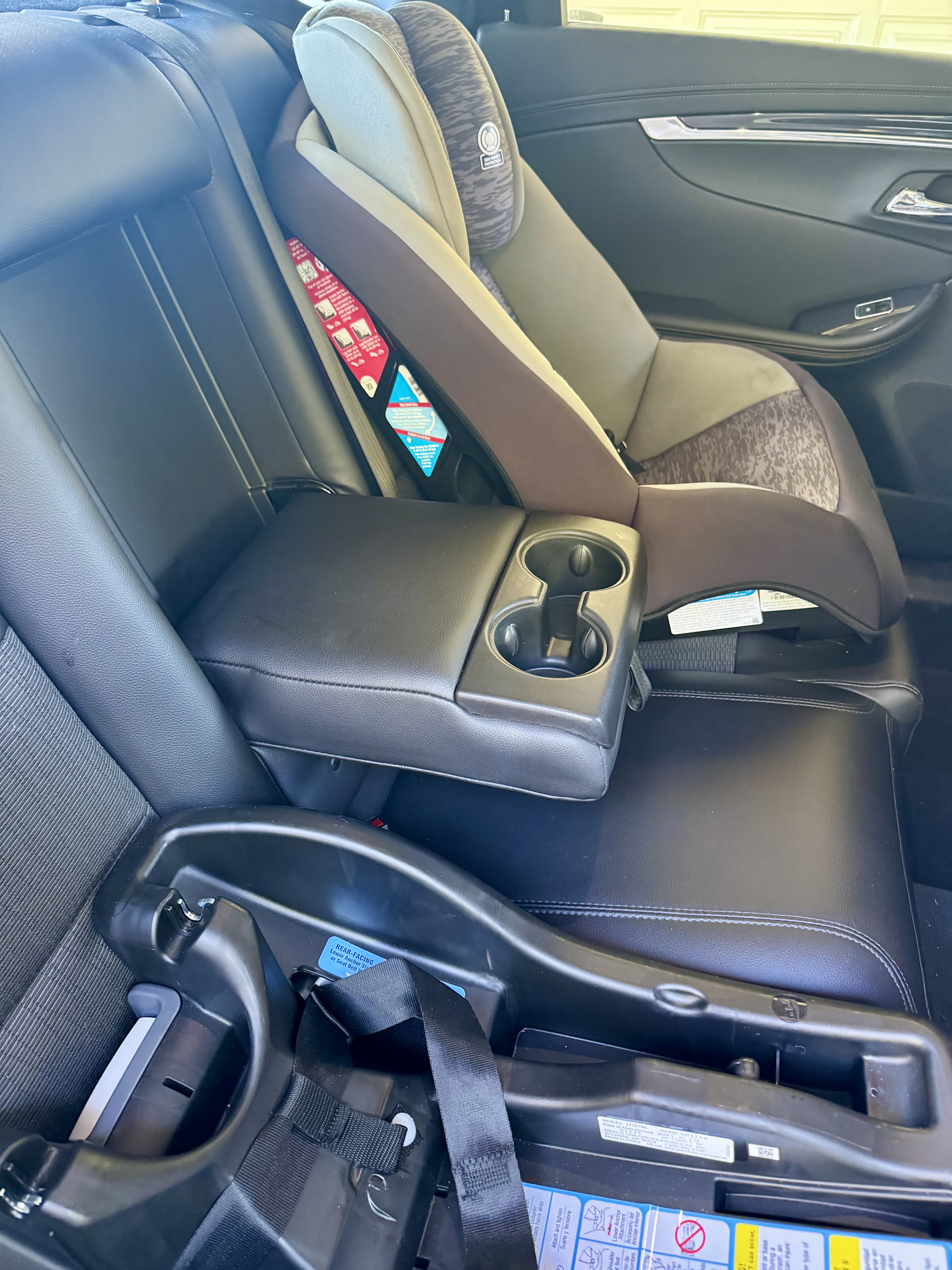 Used 2017 Chevrolet Impala LT w/ Convenience Package FWD image 5