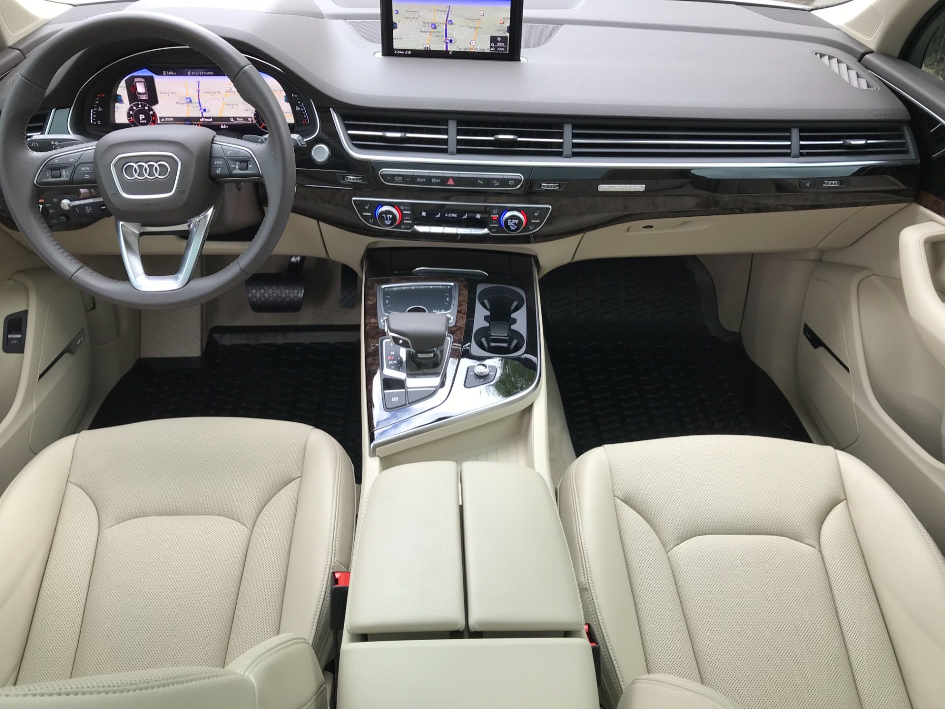 Used 2017 Audi Q7 3.0T Premium Plus w/ Premium Plus Package AWD/4WD image 5
