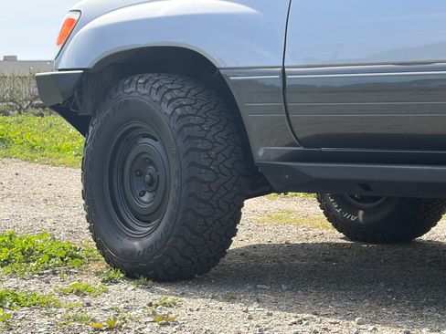 Used 2001 Lexus LX 470 4WD image 8