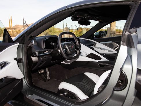 Used 2023 Chevrolet Corvette Stingray Coupe 2D image 11