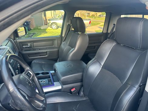Used 2011 RAM 1500 Sport w/ Sport Premium Group RWD image 9