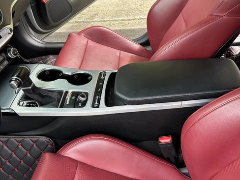 Used 2021 Kia Stinger GT1 image 16