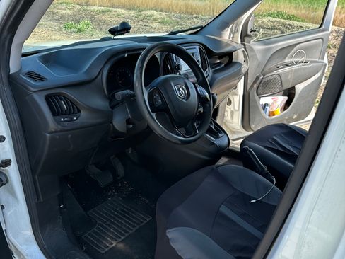 Used 2021 RAM ProMaster City Tradesman image 9