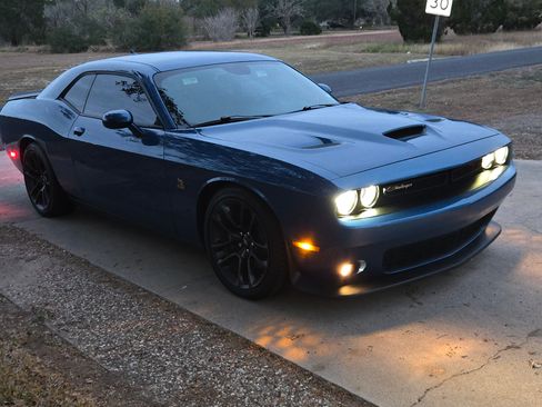 Used 2022 Dodge Challenger R/T Scat Pack w/ Plus Package image 29