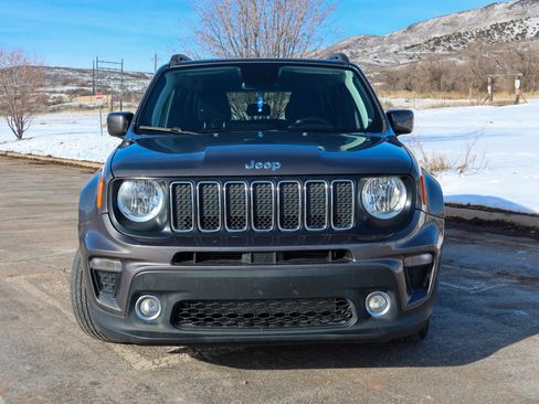 Used 2019 Jeep Renegade Latitude image 8