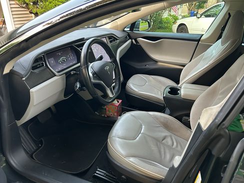 Used 2013 Tesla Model S RWD image 8