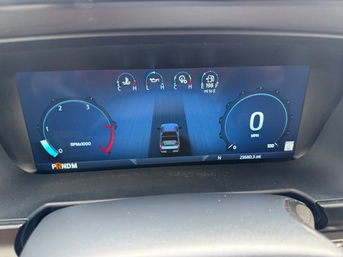 Used 2024 Ford F250 King Ranch w/ FX4 Off-Road Package image 11