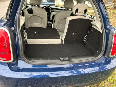 Used 2015 MINI Cooper 2-Door Hardtop image 11