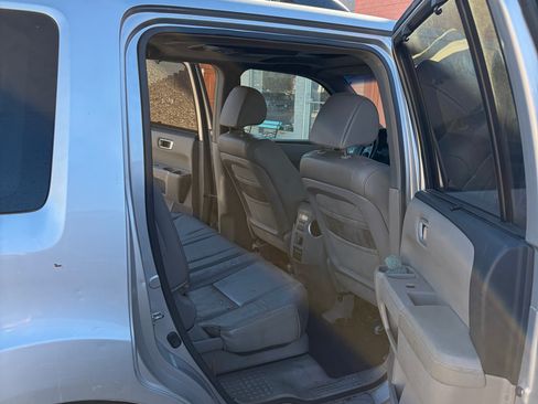 Used 2009 Honda Pilot Touring image 9