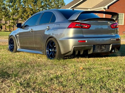 Used 2013 Mitsubishi Lancer Evolution GSR image 9