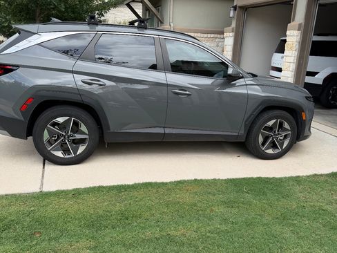 Used 2025 Hyundai Tucson SEL FWD image 5