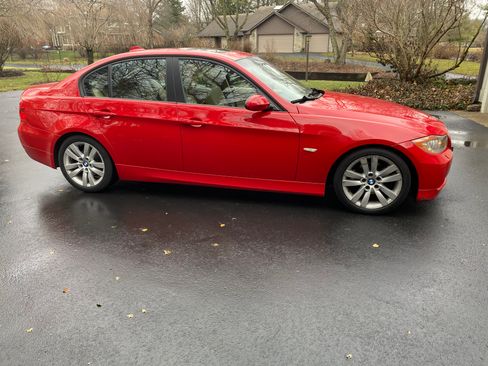Used 2006 BMW 325i Sedan RWD image 2