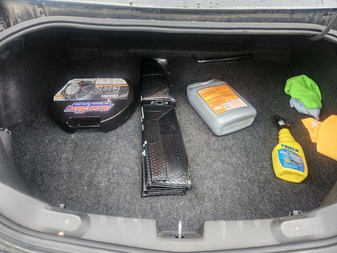 Used 2010 Chevrolet Camaro LT image 2