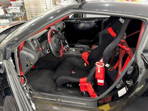 Used 2014 Nissan GT-R Black Edition image 5