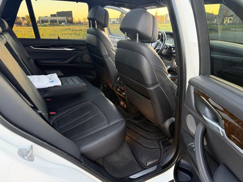 Used 2018 BMW X5 xDrive50i image 25