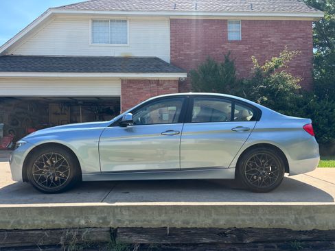 Used 2014 BMW 328i Sedan RWD image 2