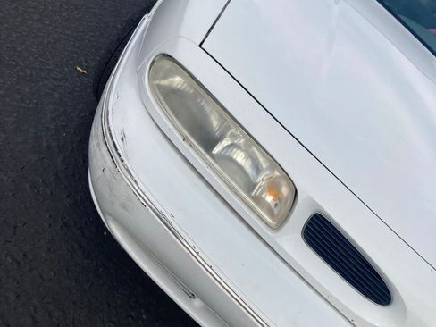 Used 1999 Oldsmobile 88 Royale LS FWD image 13