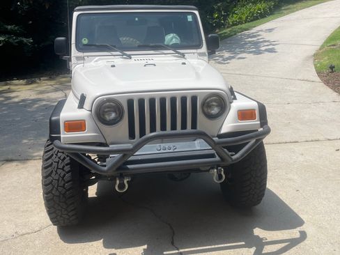 Used 2005 Jeep Wrangler X AWD/4WD image 6