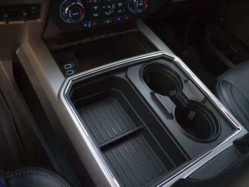 Used 2018 Ford F250 Lariat w/ Lariat Value Package image 15