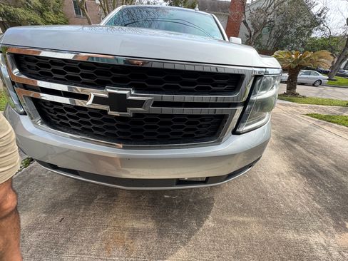 Used 2019 Chevrolet Tahoe 4WD w/ Enhanced Driver Alert Package image 9