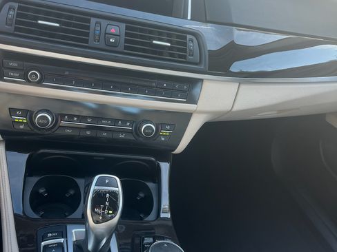 Used 2016 BMW 535i Sedan image 29