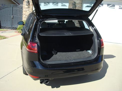 Used 2015 Volkswagen Golf TDI SE image 13