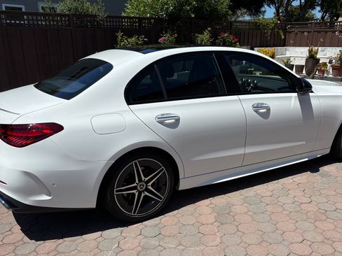 Used 2022 Mercedes-Benz C 300 Sedan image 5