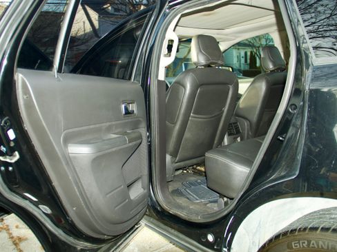 Used 2007 Ford Edge SEL Plus image 9