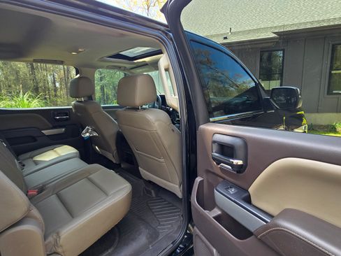 Used 2018 Chevrolet Silverado 1500 LTZ Z71 image 8