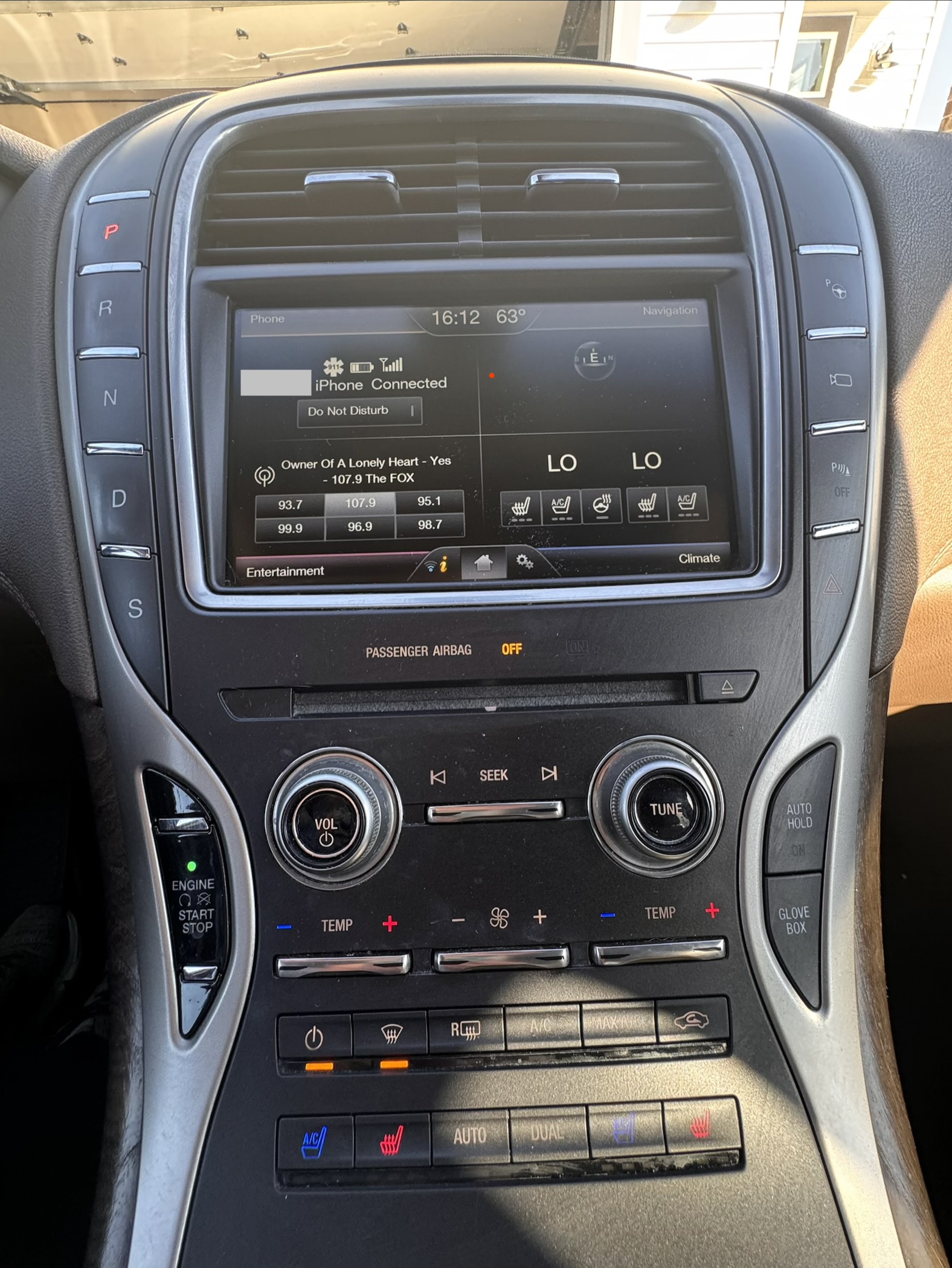 Used 2016 Lincoln MKX Reserve w/ Technology Package AWD/4WD image 8