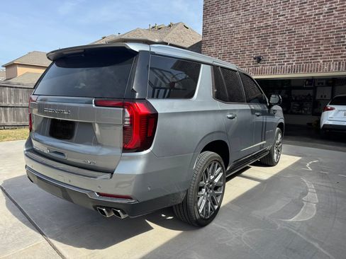 Used 2025 GMC Yukon Denali Ultimate image 4