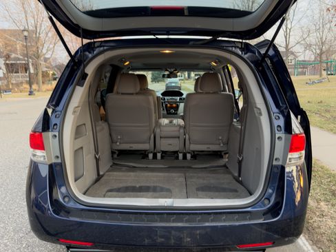 Used 2014 Honda Odyssey EX-L image 11