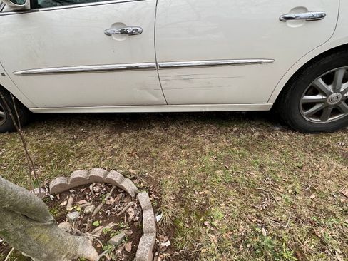 Used 2009 Buick LaCrosse CXL image 8