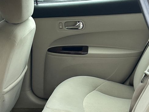 Used 2008 Buick LaCrosse CX image 13