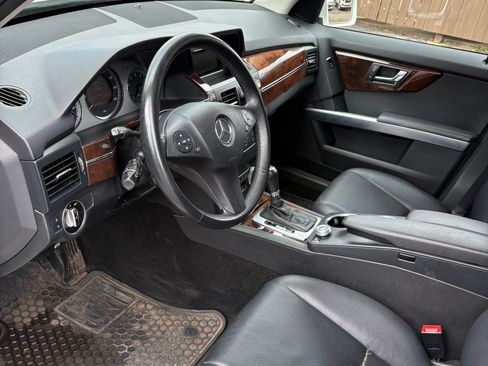 Used 2011 Mercedes-Benz GLK 350 4MATIC image 11