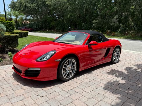 Used 2015 Porsche Boxster RWD image 17