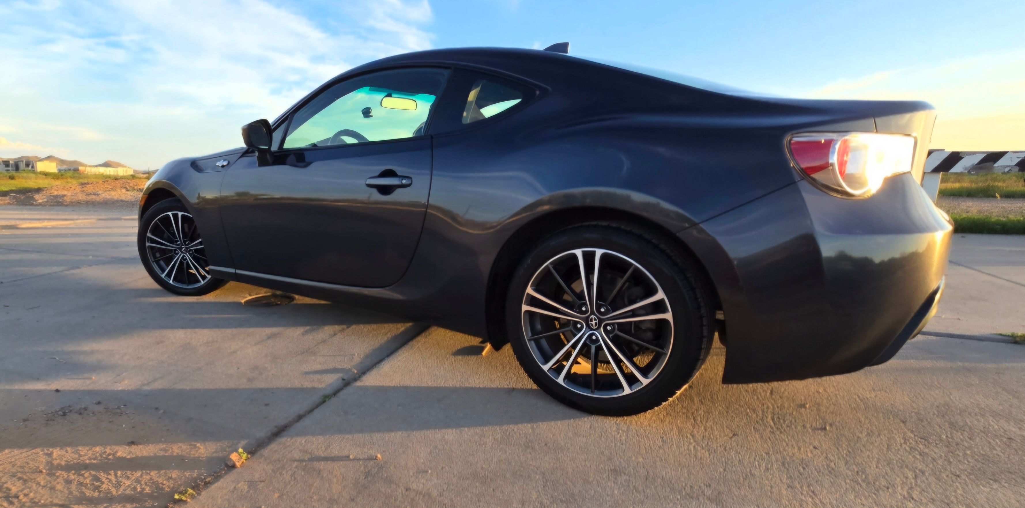 Used 2016 Scion FR-S RWD image 9