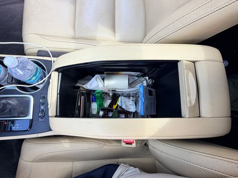 Used 2019 Toyota Highlander Limited Platinum FWD image 20
