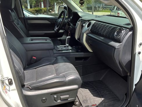 Used 2019 Toyota Tundra Platinum AWD/4WD image 12