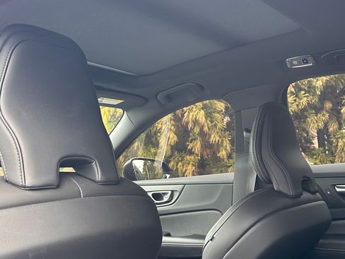 Used 2022 Volvo S60 B5 R-Design w/ Advanced Package image 24