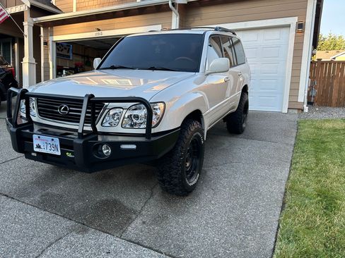 Used 2000 Lexus LX 470 4WD image 5