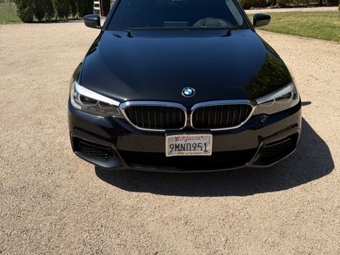 Used 2019 BMW 530e w/ M Sport Package RWD image 12
