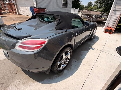 Used 2008 Saturn Sky w/ Premium Trim Package RWD image 4
