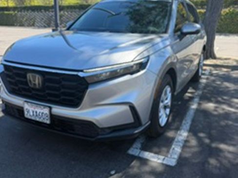 Used 2024 Honda CR-V LX image 2