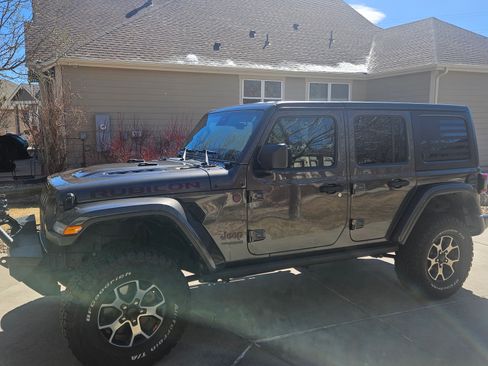 Used 2019 Jeep Wrangler Unlimited Rubicon image 1