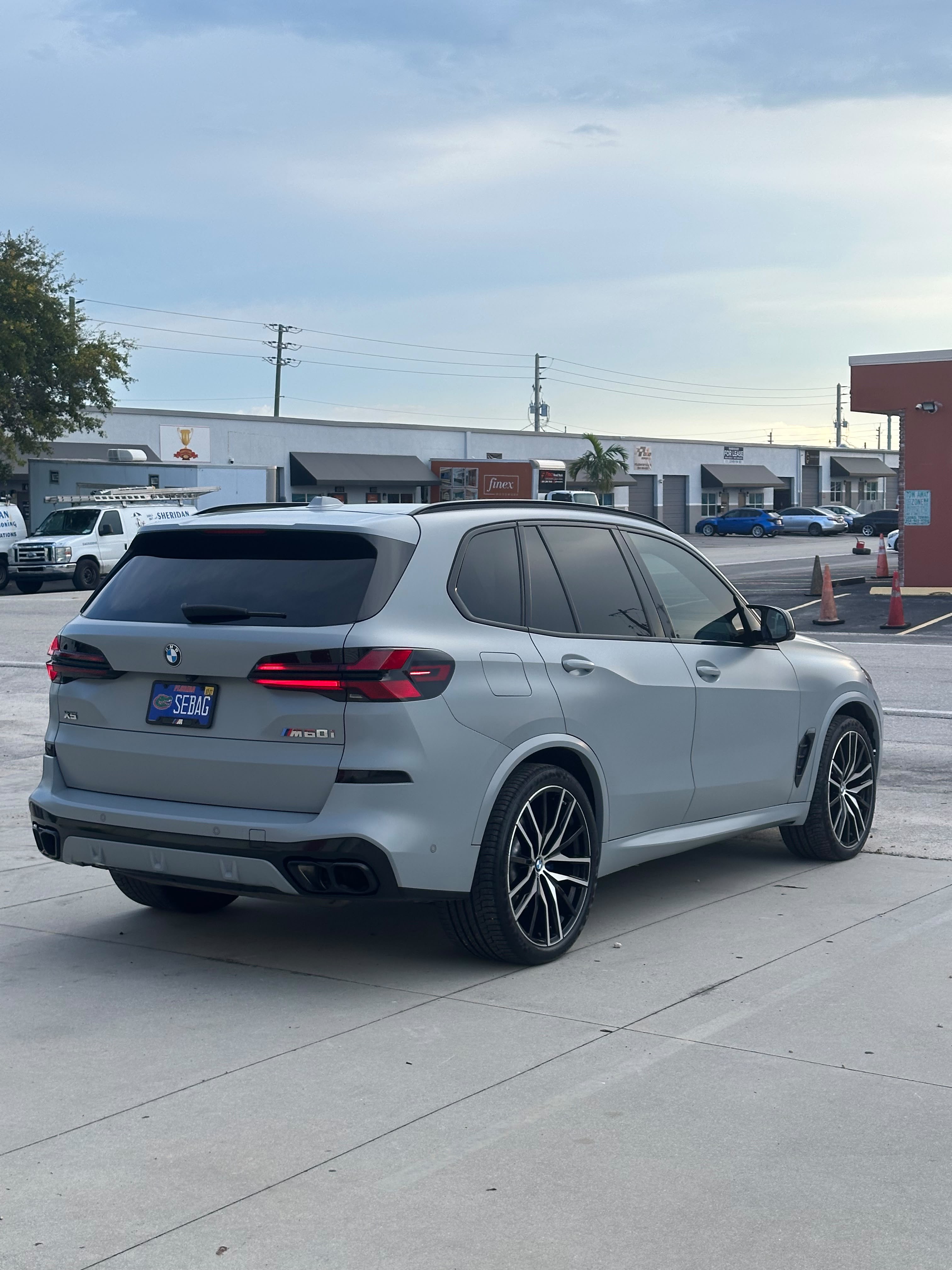 Used 2024 BMW X5 M60i AWD/4WD image 12