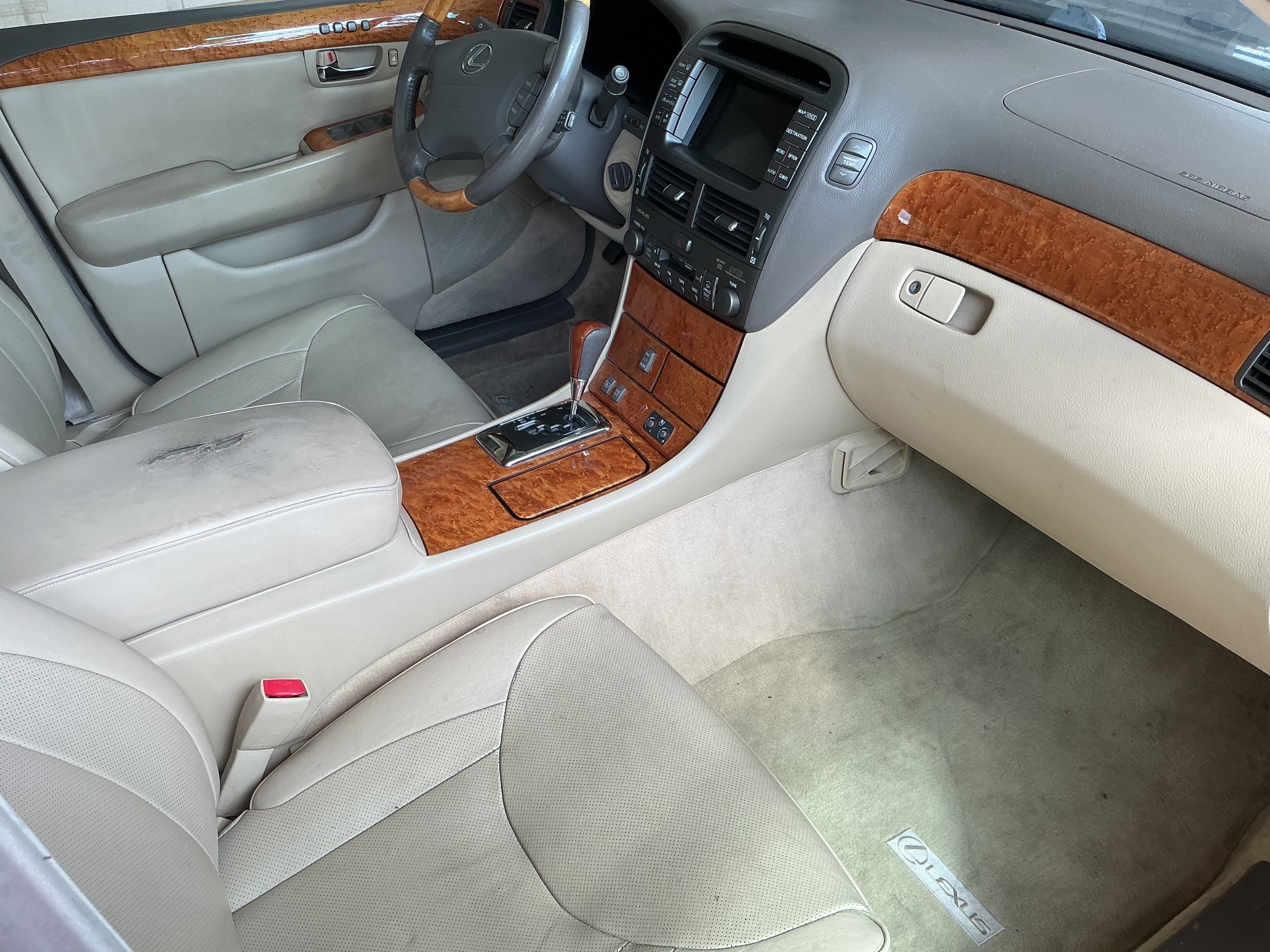 Used 2005 Lexus LS 430 RWD image 12